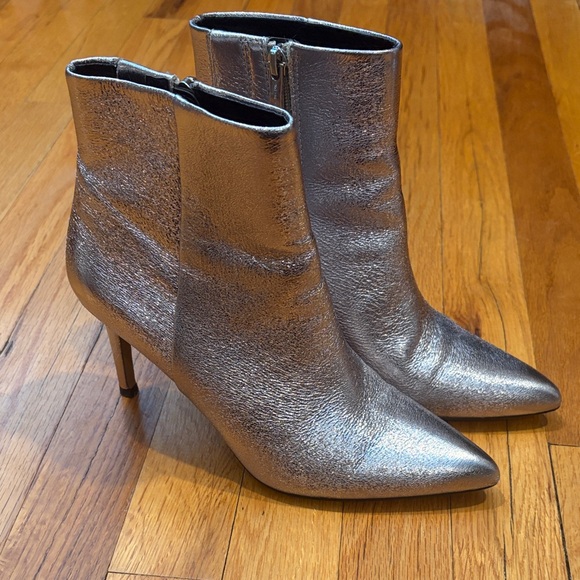 Steven By Steve Madden Shoes - Steven By Steve Madden Laili Metallic Heeled Boots size 7.5